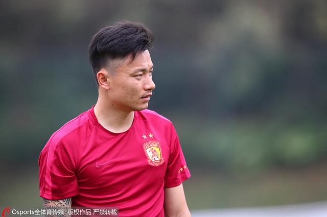 午夜视频免费在线播放