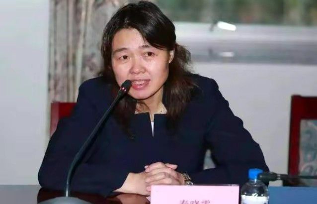 天生做护士的美女