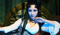 丰满的人妻